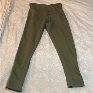 Green leggings